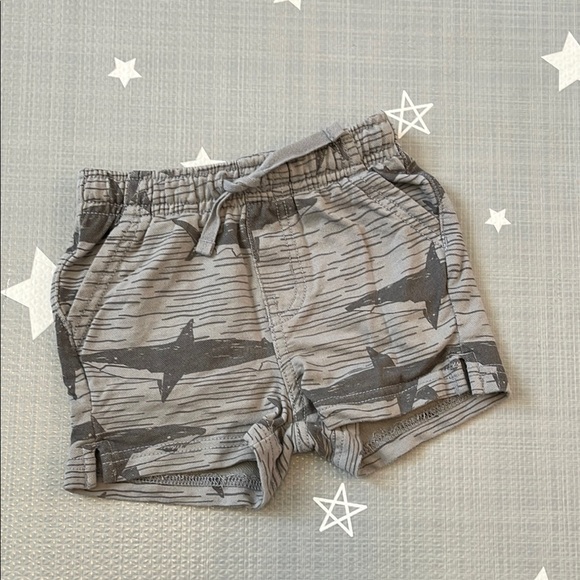 Tea Collection Other - BOGO Tea Collection - 🦈 Knit Shorties, 12-18 months